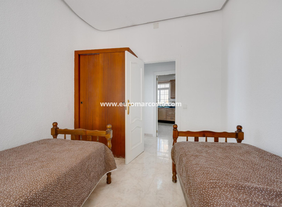 Objekte zum Wiederverkauf - Wohnung - Torrevieja - TORREVIEJA