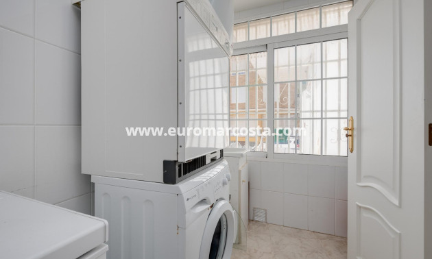 Objekte zum Wiederverkauf - Wohnung - Torrevieja - TORREVIEJA