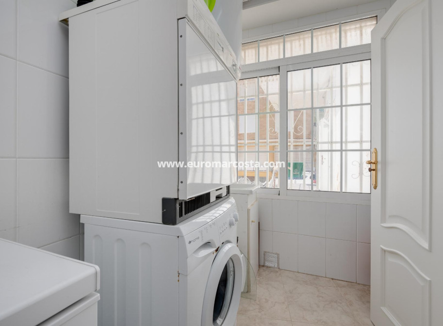 Objekte zum Wiederverkauf - Wohnung - Torrevieja - TORREVIEJA