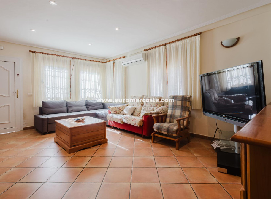 Venta - Apartamento / piso - Torrevieja - TORREVIEJA