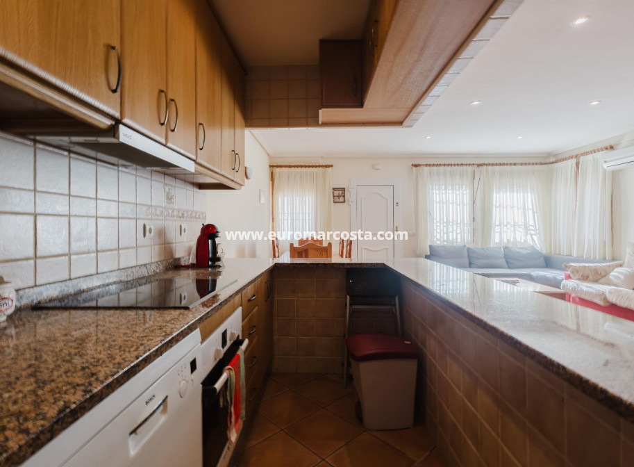 Venta - Apartamento / piso - Torrevieja - TORREVIEJA