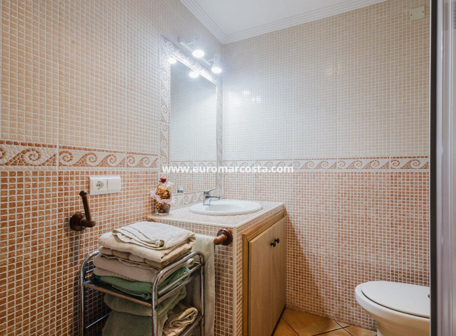 Venta - Apartamento / piso - Torrevieja - TORREVIEJA