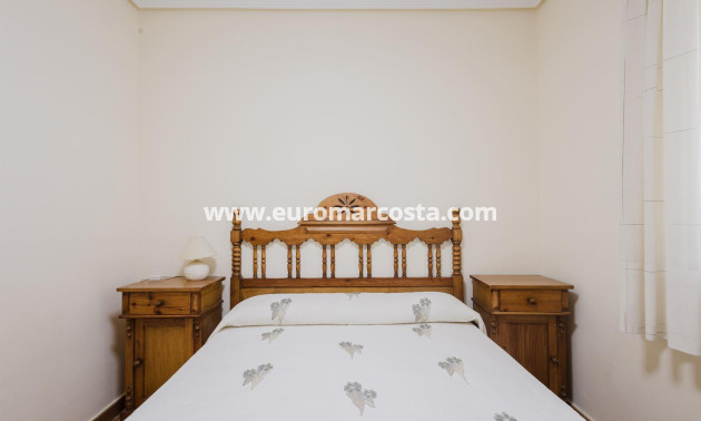 Venta - Apartamento / piso - Torrevieja - TORREVIEJA