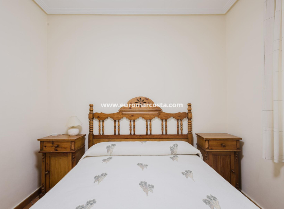 Venta - Apartamento / piso - Torrevieja - TORREVIEJA