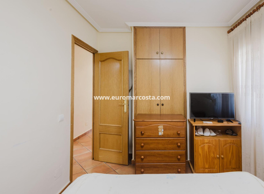 Venta - Apartamento / piso - Torrevieja - TORREVIEJA