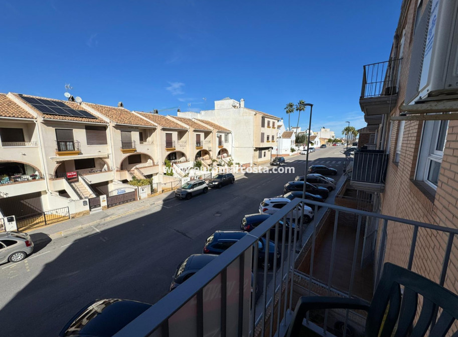 Objekte zum Wiederverkauf - Wohnung - San Miguel de Salinas