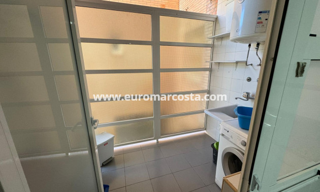 Objekte zum Wiederverkauf - Wohnung - San Miguel de Salinas