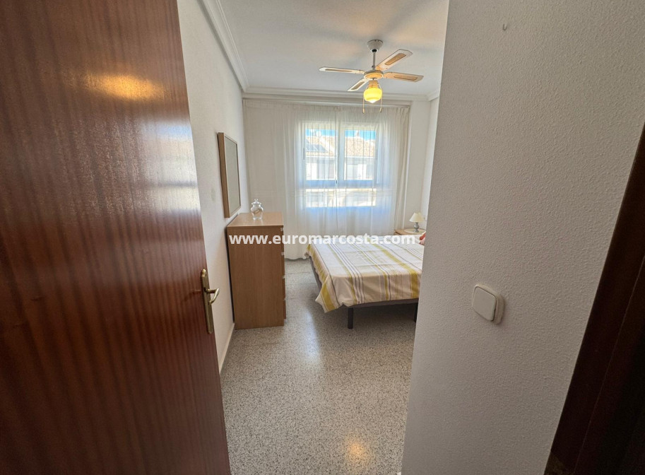 Objekte zum Wiederverkauf - Wohnung - San Miguel de Salinas