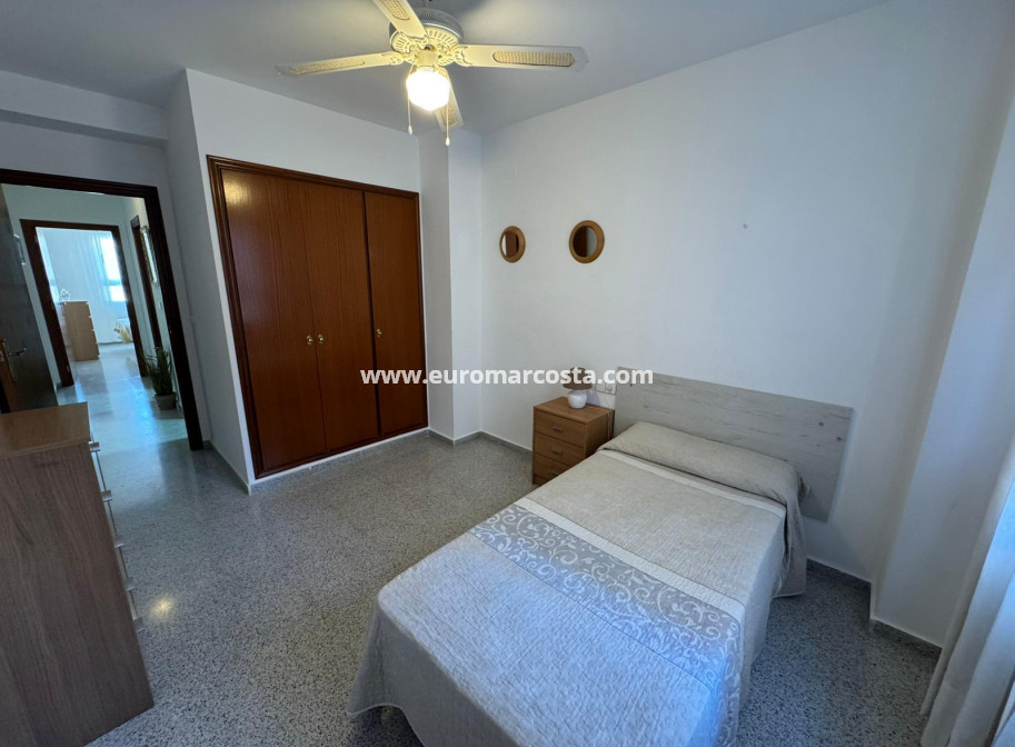 Objekte zum Wiederverkauf - Wohnung - San Miguel de Salinas