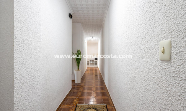 Objekte zum Wiederverkauf - Wohnung - Torrevieja - TORREVIEJA