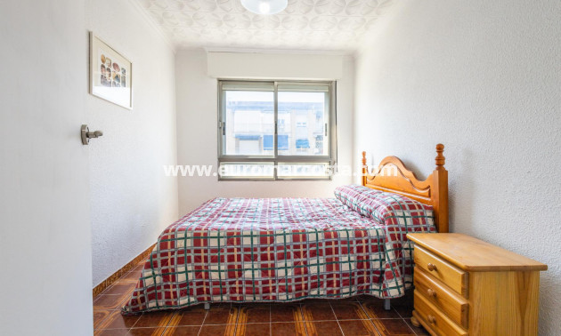 Objekte zum Wiederverkauf - Wohnung - Torrevieja - TORREVIEJA