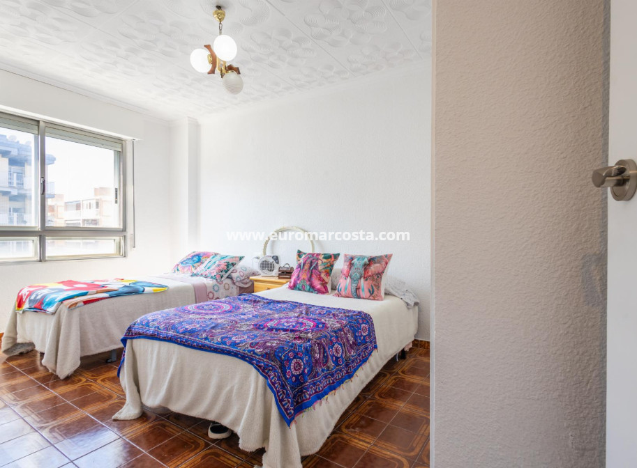 Objekte zum Wiederverkauf - Wohnung - Torrevieja - TORREVIEJA