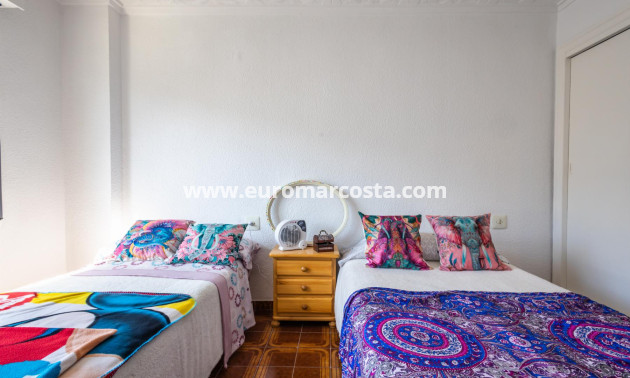 Objekte zum Wiederverkauf - Wohnung - Torrevieja - TORREVIEJA
