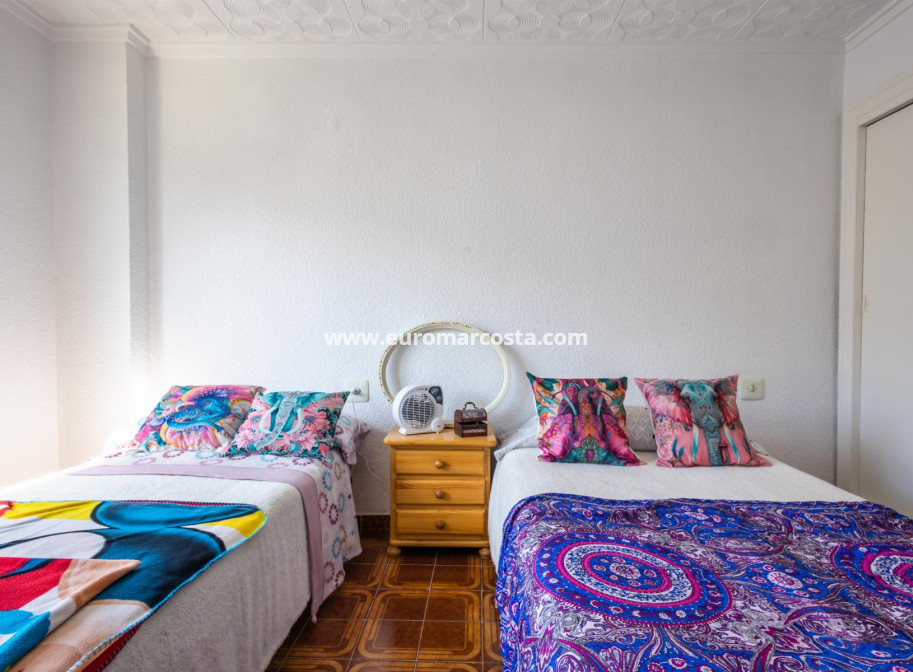 Objekte zum Wiederverkauf - Wohnung - Torrevieja - TORREVIEJA