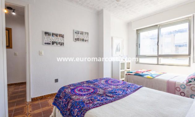 Objekte zum Wiederverkauf - Wohnung - Torrevieja - TORREVIEJA