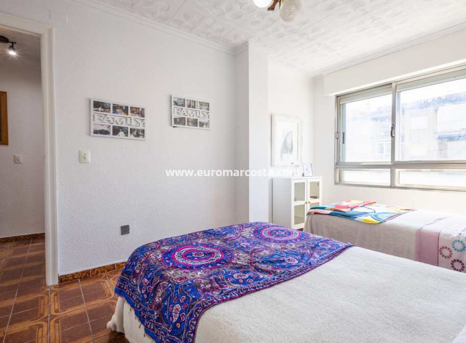 Objekte zum Wiederverkauf - Wohnung - Torrevieja - TORREVIEJA