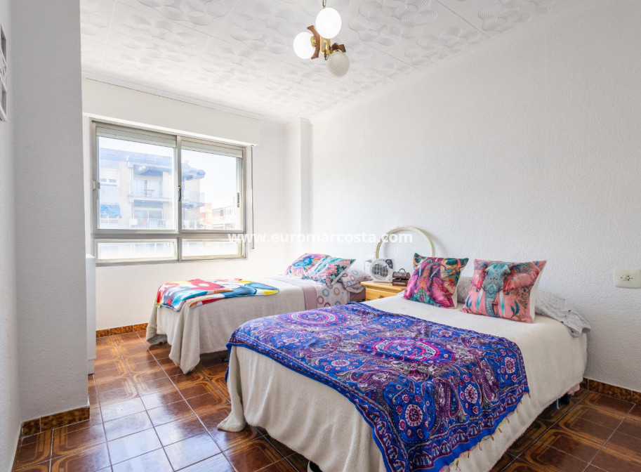 Objekte zum Wiederverkauf - Wohnung - Torrevieja - TORREVIEJA