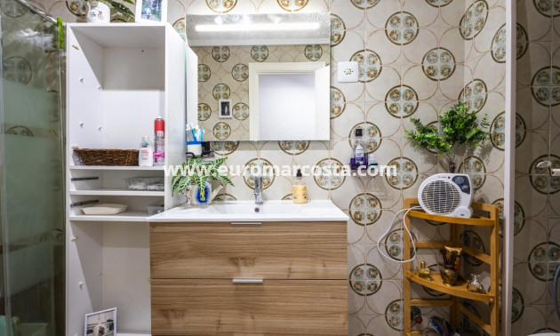 Objekte zum Wiederverkauf - Wohnung - Torrevieja - TORREVIEJA