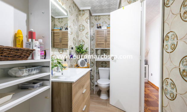 Objekte zum Wiederverkauf - Wohnung - Torrevieja - TORREVIEJA