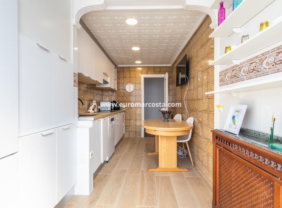 Objekte zum Wiederverkauf - Wohnung - Torrevieja - TORREVIEJA