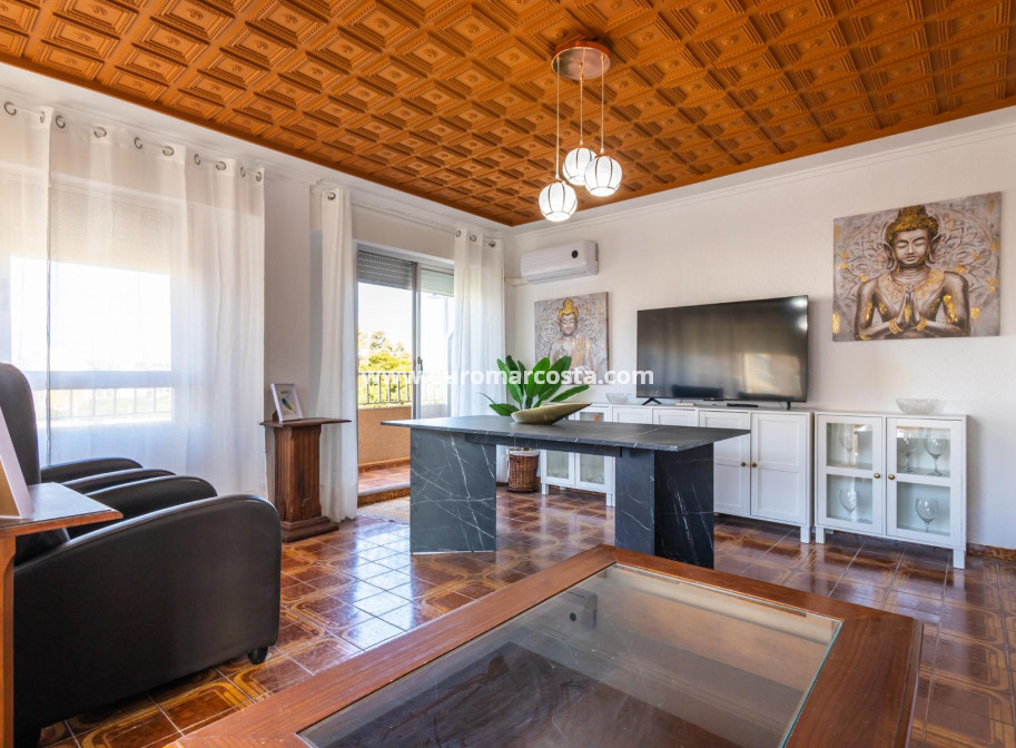 Objekte zum Wiederverkauf - Wohnung - Torrevieja - TORREVIEJA