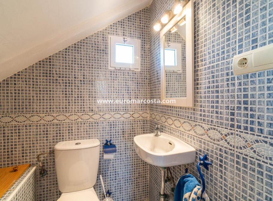 Objekte zum Wiederverkauf - Villa freitstehend - Torrevieja - La Mata