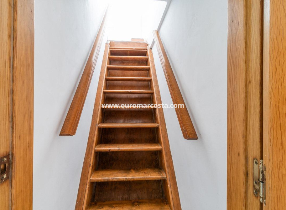 Objekte zum Wiederverkauf - Villa freitstehend - Torrevieja - La Mata