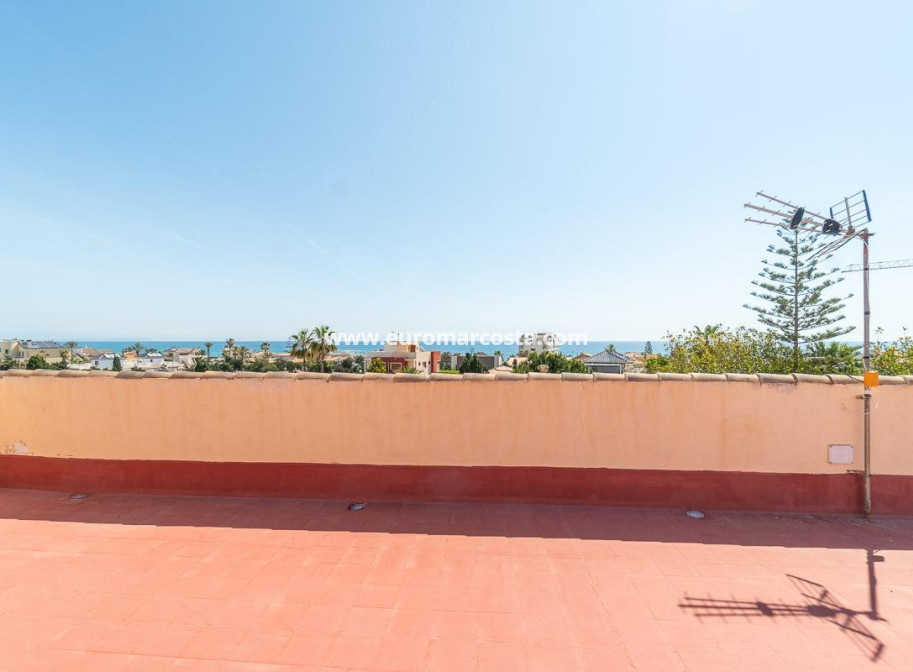 Objekte zum Wiederverkauf - Villa freitstehend - Torrevieja - La Mata