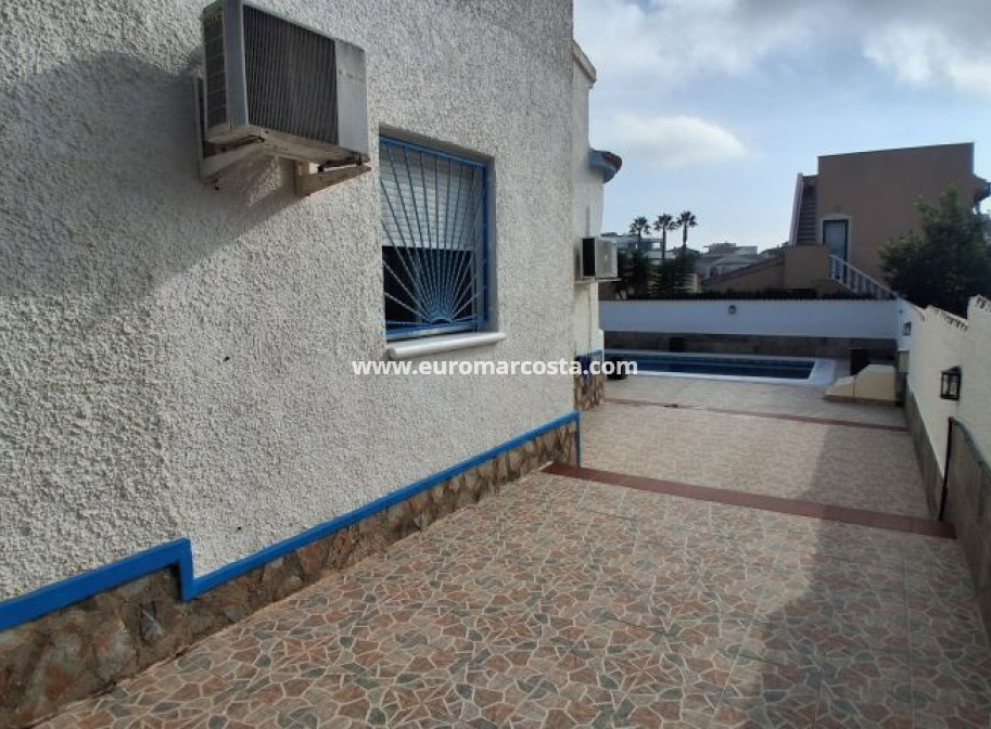 Sale - Villa - Rojales