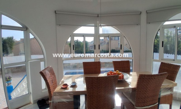 Sale - Villa - Rojales