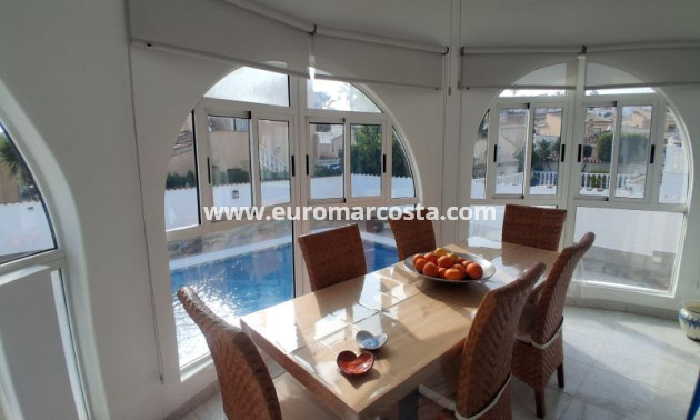 Sale - Villa - Rojales