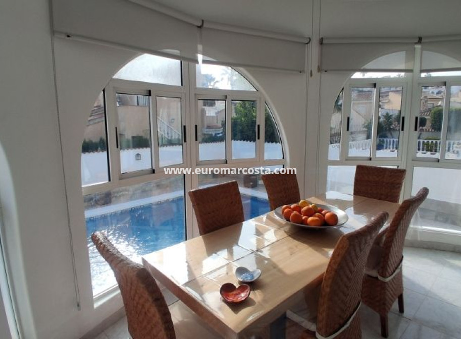 Sale - Villa - Rojales