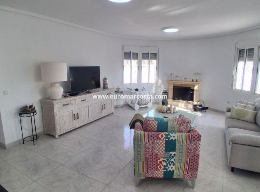 Sale - Villa - Rojales