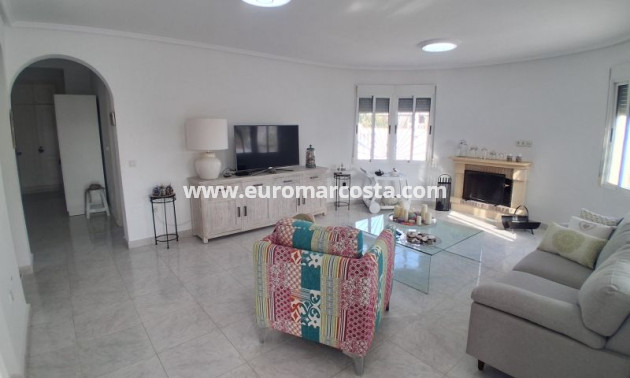 Sale - Villa - Rojales