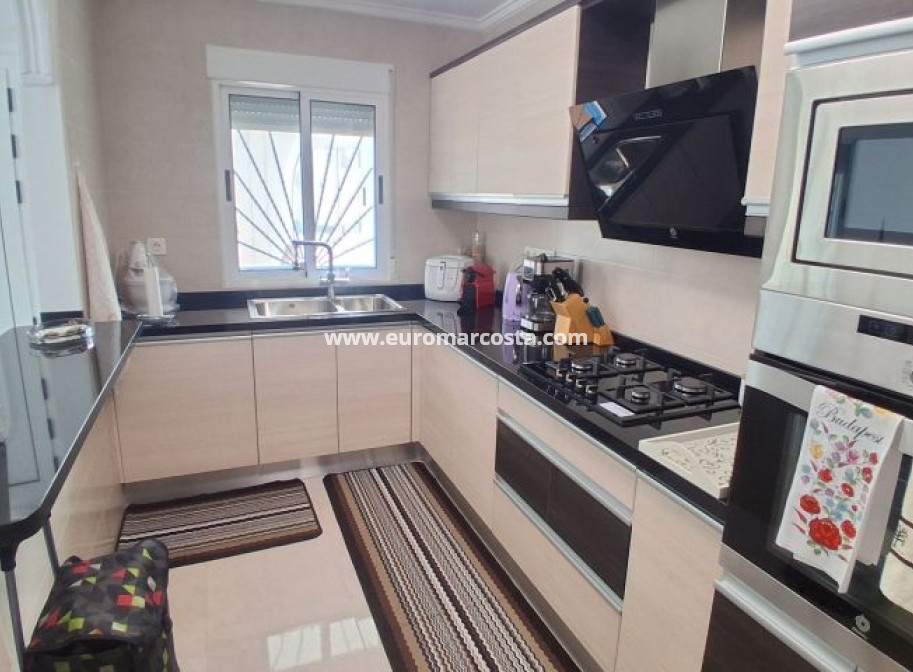 Sale - Villa - Rojales