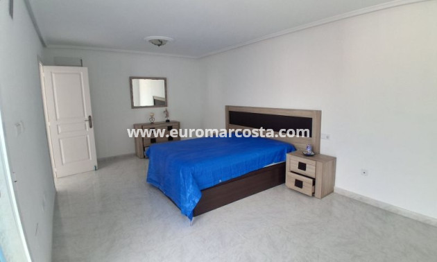 Sale - Villa - Rojales