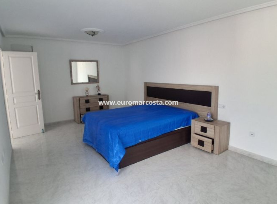 Sale - Villa - Rojales