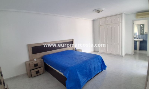 Sale - Villa - Rojales