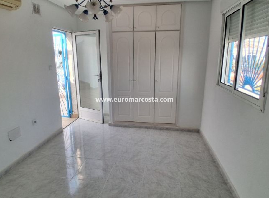 Sale - Villa - Rojales