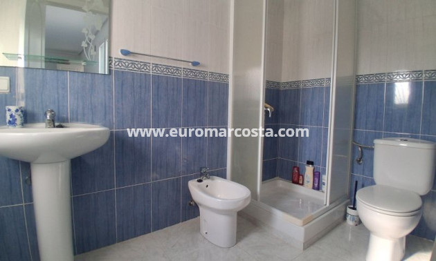 Sale - Villa - Rojales