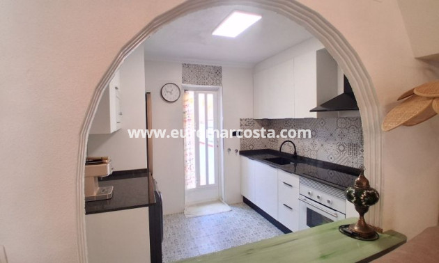 Sale - Townhouse - Torrevieja - TORREVIEJA