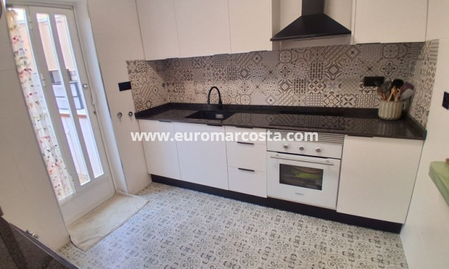 Sale - Townhouse - Torrevieja - TORREVIEJA