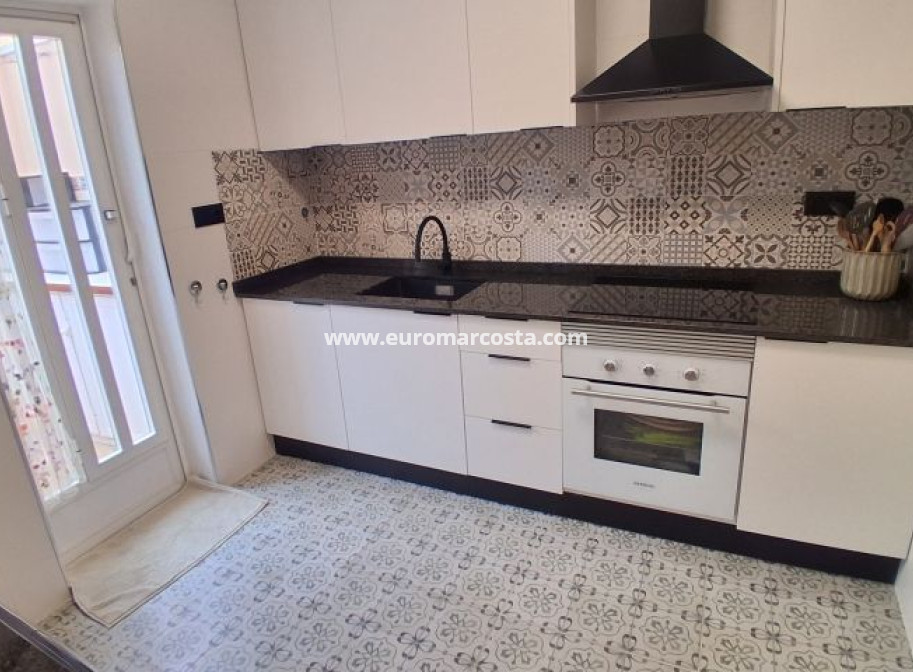Sale - Townhouse - Torrevieja - TORREVIEJA