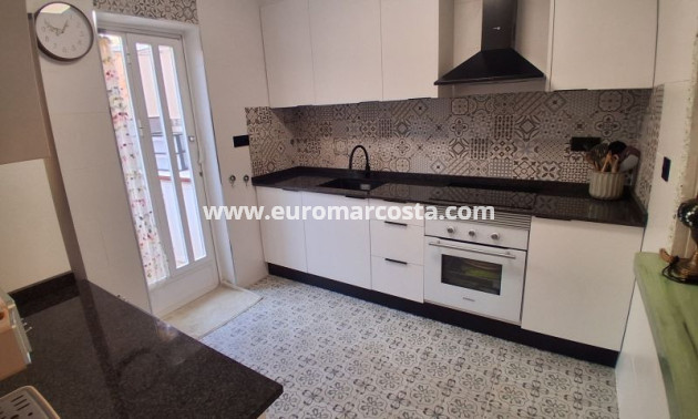Sale - Townhouse - Torrevieja - TORREVIEJA