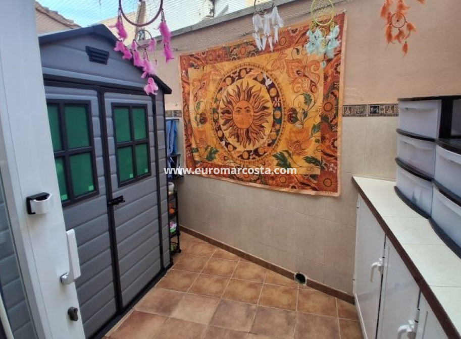 Sale - Townhouse - Torrevieja - TORREVIEJA