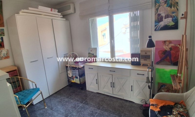 Sale - Townhouse - Torrevieja - TORREVIEJA