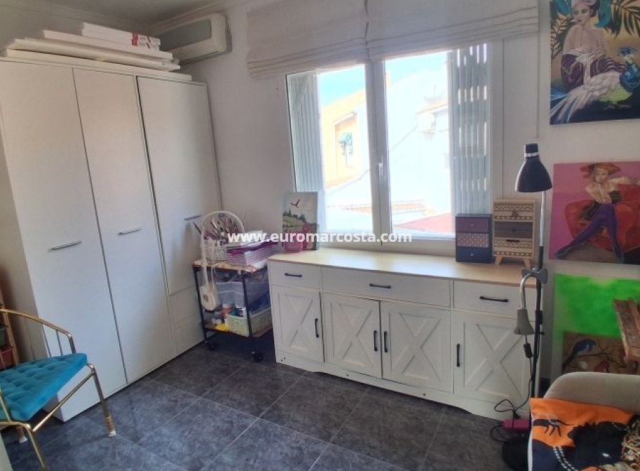 Sale - Townhouse - Torrevieja - TORREVIEJA