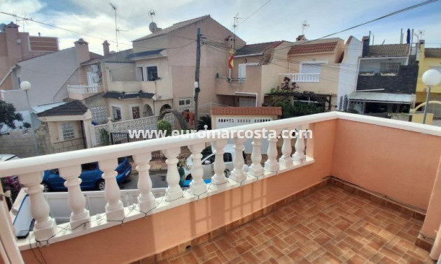 Sale - Townhouse - Torrevieja - TORREVIEJA