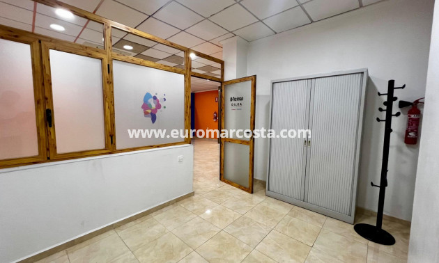 Sale - Commercial - Beniel