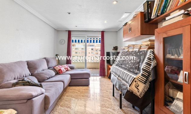 Objekte zum Wiederverkauf - Wohnung - Torrevieja - TORREVIEJA